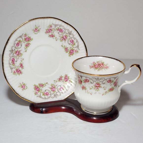 Queen's Rosina Teacup and Saucer Pink Flowers Vintage - Picture 1 of 9